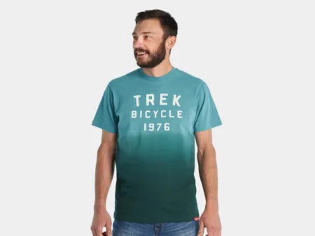 Camiseta Trek Fade: Estilo y Comodidad en Cada Paseo Descubre la perfecta combinación de estilo y comodidad con la camiseta Trek Fade.